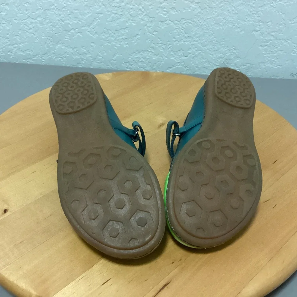 LIVIE & LUCA Teal Neon Green Patent Toe Strap Mary Jane‎ Shoes Kids Size 1